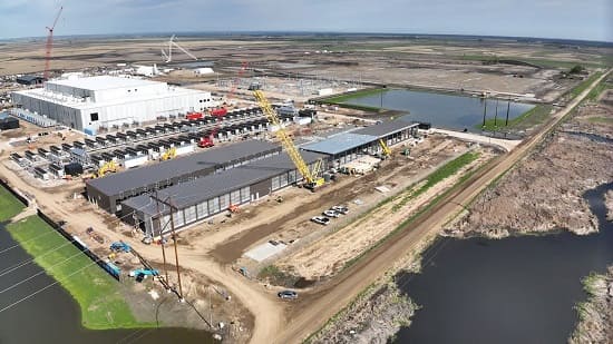 AI-optimized data center campuses supported by ABB’s electrical power infrastructure solutions